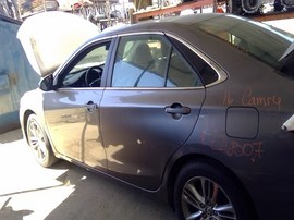 2016 TOYOTA CAMRY, GRAY, SE MODEL, 2.5L, AT.  Z26507
